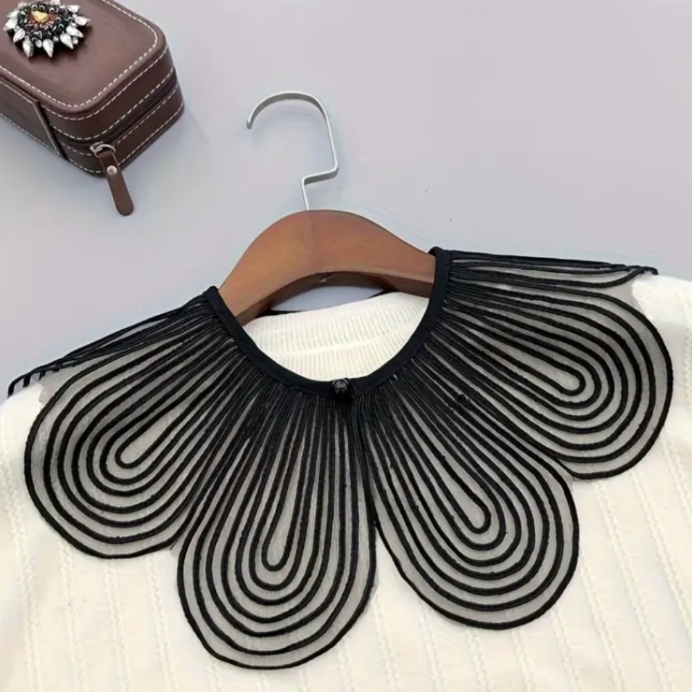 🆕️ Elegant Black Dickey Statement Collar Necklace